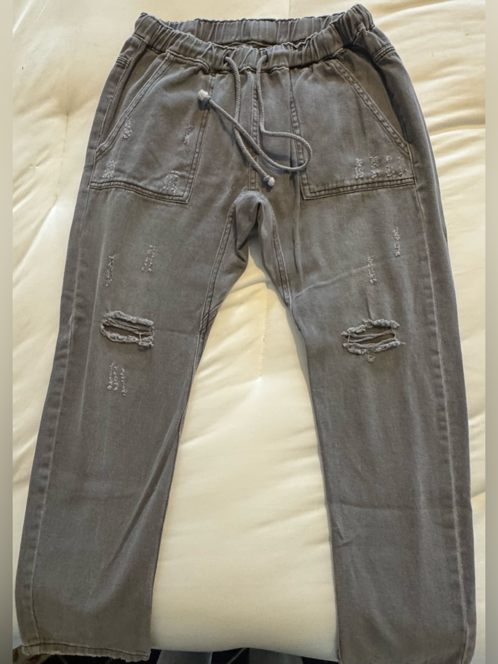 Mustard Seed Slim Straight Jeans in Washed Gray